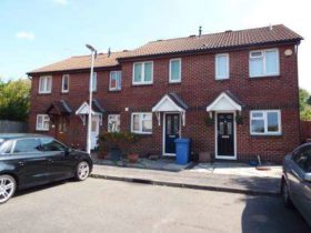 2 bedroom Detached for sale